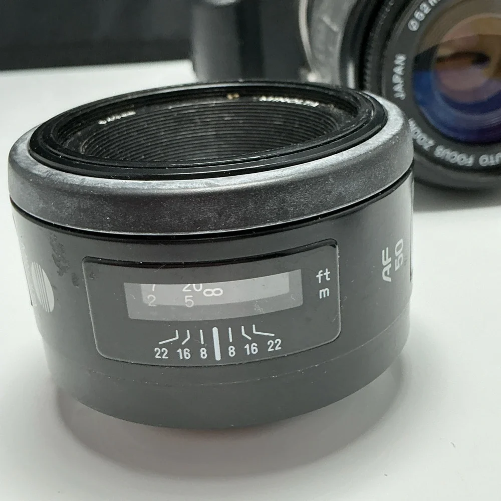 Minolta Maxxum 4 35mm Film Camera Lot w/ Minolta 50mm & Vivitar Lenses Untested